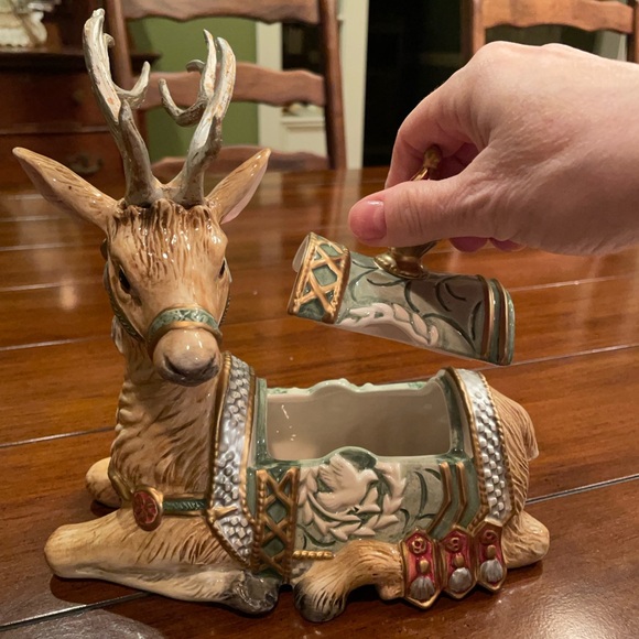 Fitz and Floyd Santa deer lidded trinket box from Georgian collection - Picture 13 of 17